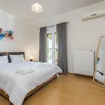 διωροφη μεζονετα-2km απο το κεντρο-iliana House Alepou