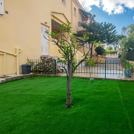 διωροφη μεζονετα-2km απο το κεντρο-iliana House Appartamento Alepou