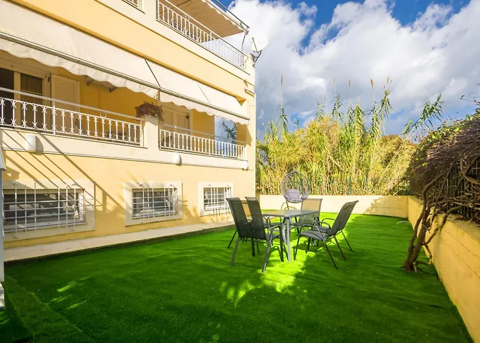 διωροφη μεζονετα-2km απο το κεντρο-iliana House