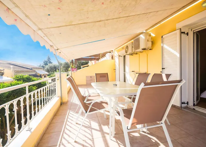 διωροφη μεζονετα-2km απο το κεντρο-iliana House * Alepou